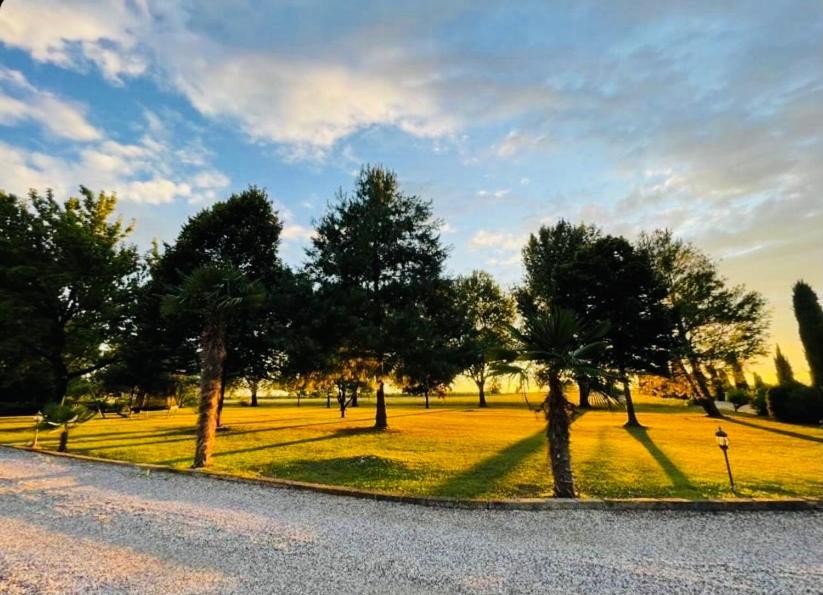 Agriturismo Le Fornase 카스텔누보델가다 외부 사진
