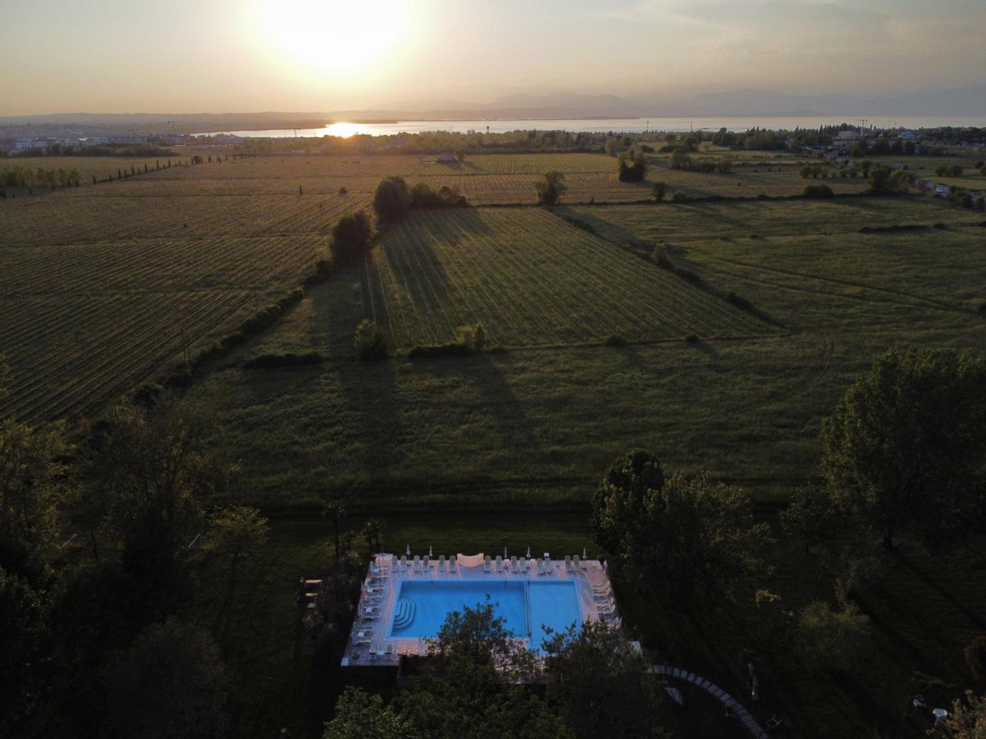Agriturismo Le Fornase 카스텔누보델가다 외부 사진