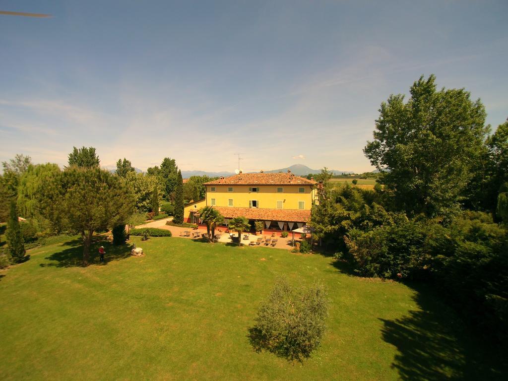 Agriturismo Le Fornase 카스텔누보델가다 외부 사진