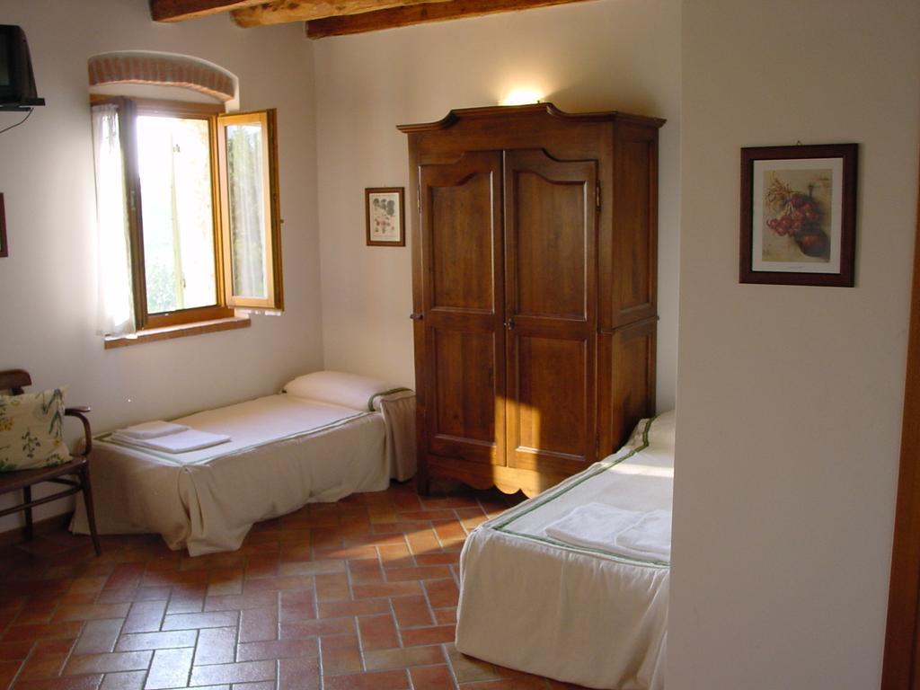 Agriturismo Le Fornase 카스텔누보델가다 외부 사진