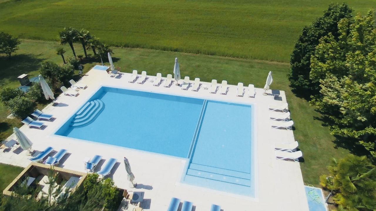 Agriturismo Le Fornase 카스텔누보델가다 외부 사진